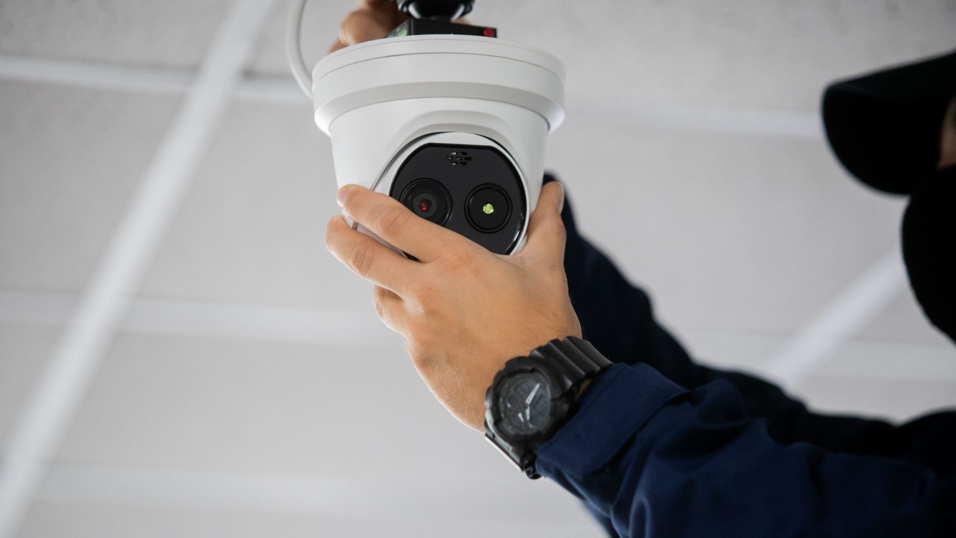 Choosing the Right CCTV Cameras for Your Customers: A Guide for Installers